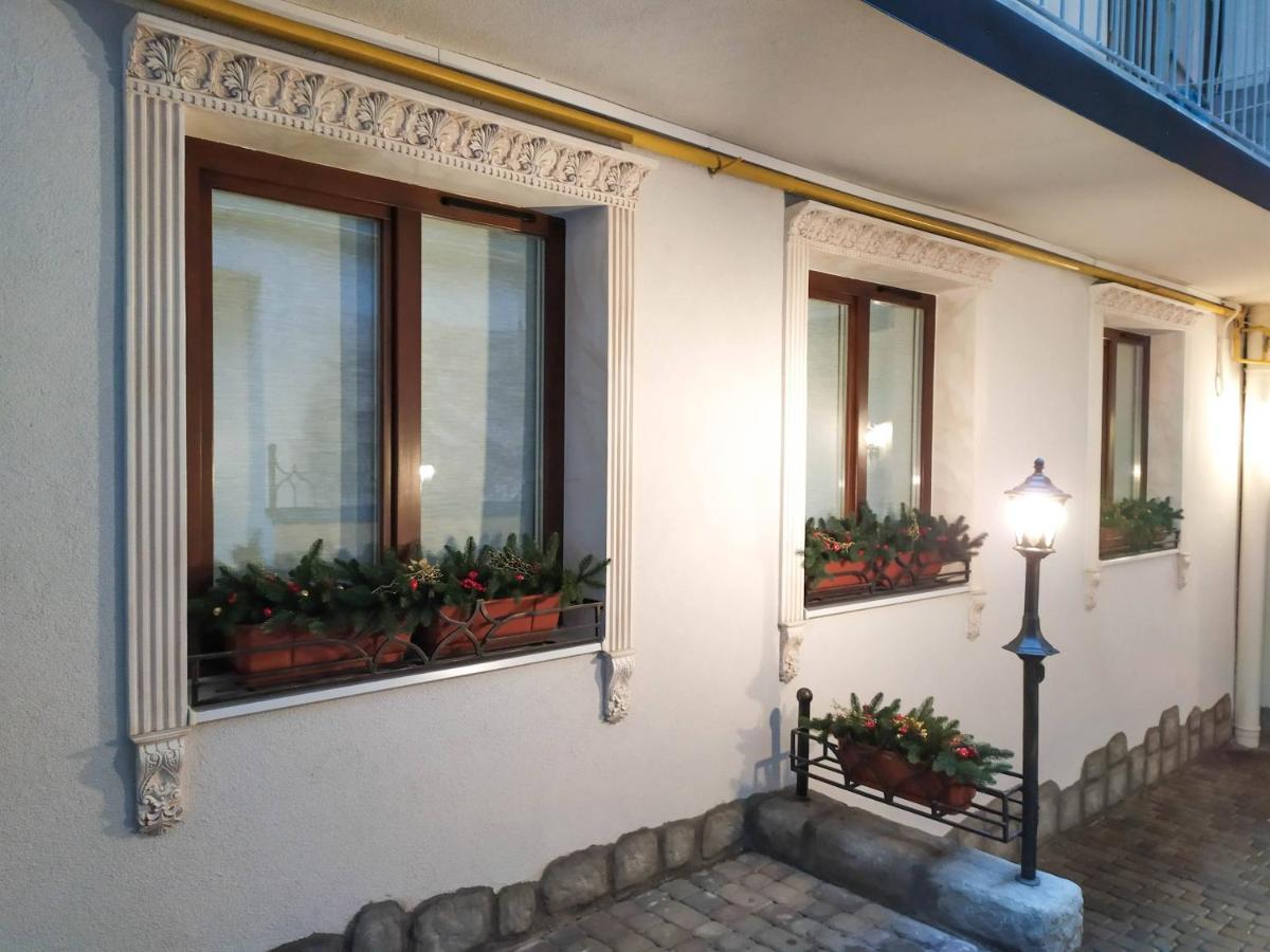 RynOK 25 Deluxe Lviv Center Apartment Exterior foto